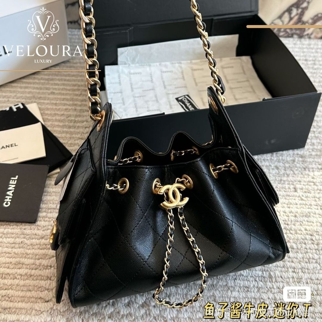 Beige Brown Modern Hand Bag Facebook Ad (81) Quilted Chain Shoulder Bag – Elegant Mini Black Style