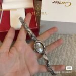 Luxury Women’s Watch – Elegant Silver Stainless Steel Design