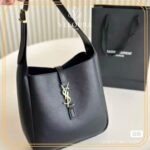 Premium Hobo Bag – Soft Genuine Leather Everyday Style