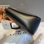 Elegant Brown Crossbody Bag – Compact Chic Daily Shoulder Bag