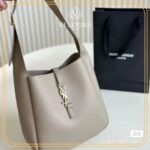 Premium Hobo Bag – Soft Genuine Leather Everyday Style