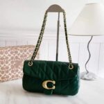 Black Chain Shoulder Bag – Elegant Quilted Luxury Crossbody Bag - Image 11